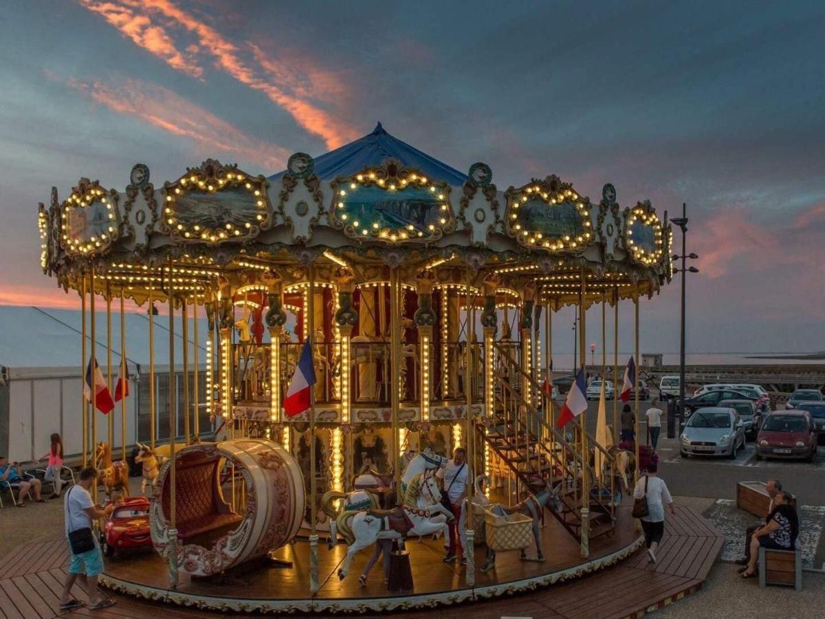 Idealement Situe "Le Studio" Les Locations Isahora Sont Aussi A 2 Pas Du Chateau D'Eu, Des Falaises Du Treport, De Mers Les Bains Et Aux Portes De La Baie De Somme อู  ภายนอก รูปภาพ
